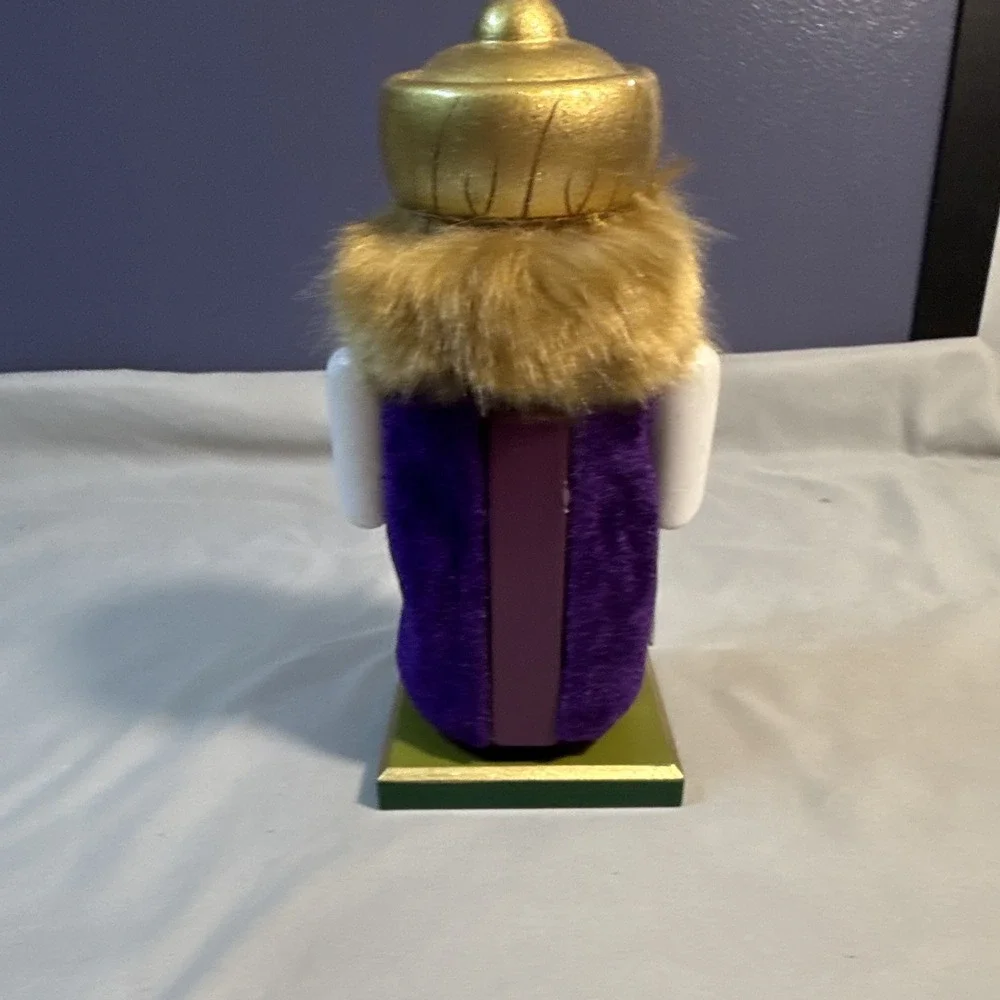 World Market 2013 Turkish Nutcracker Wooden Holiday Decor 14